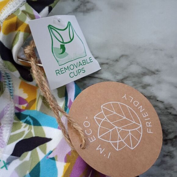 NWT Dip Eco-Friendly Sports Bra With Removable Pads Size 3X - Picture 2 of 8